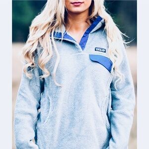 PATAGONIA Women's Re-Tool Snap-T®
Synchilla Pullover Sweater, gray and blue